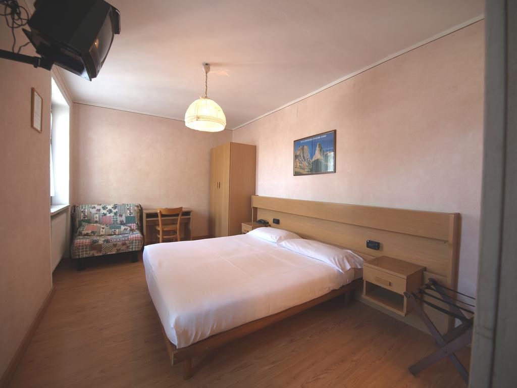 Albergo Nazionale Вернанте Экстерьер фото